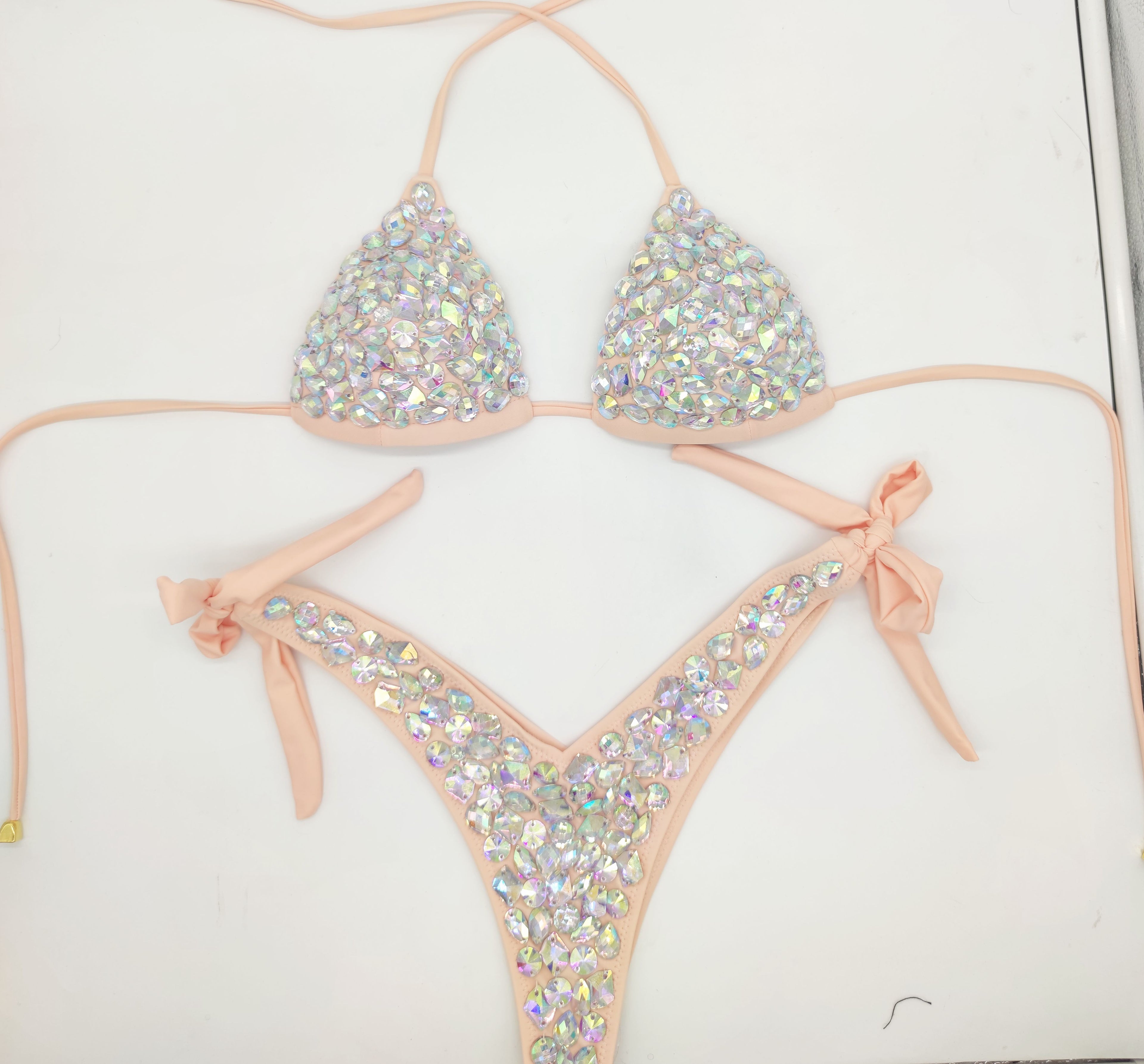 Fashion Diamond Bikini Set Rhinestone Swimwear Crystal Bathing Suit Sexy Women Biquini Bling Stones Sexy Halter Crystal Swimsuit