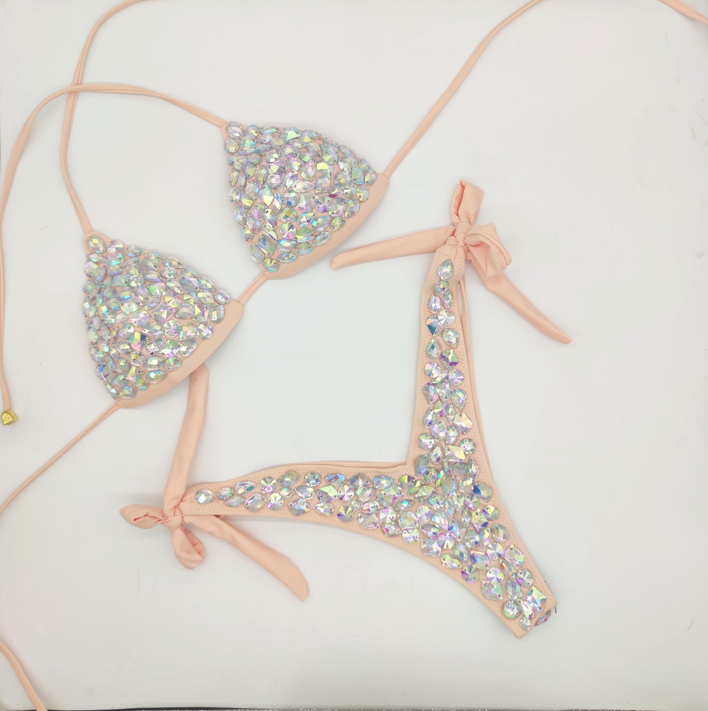 Fashion Diamond Bikini Set Rhinestone Swimwear Crystal Bathing Suit Sexy Women Biquini Bling Stones Sexy Halter Crystal Swimsuit