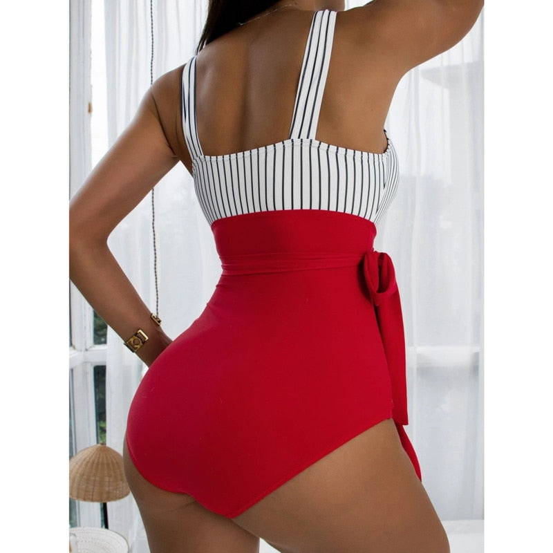 Sexy One-Piece Large Size Swimwear 2022 New Push Up Bodysuit Women Plus Size Swimsuit Closed Beachwear Female Bathing Suit Pool